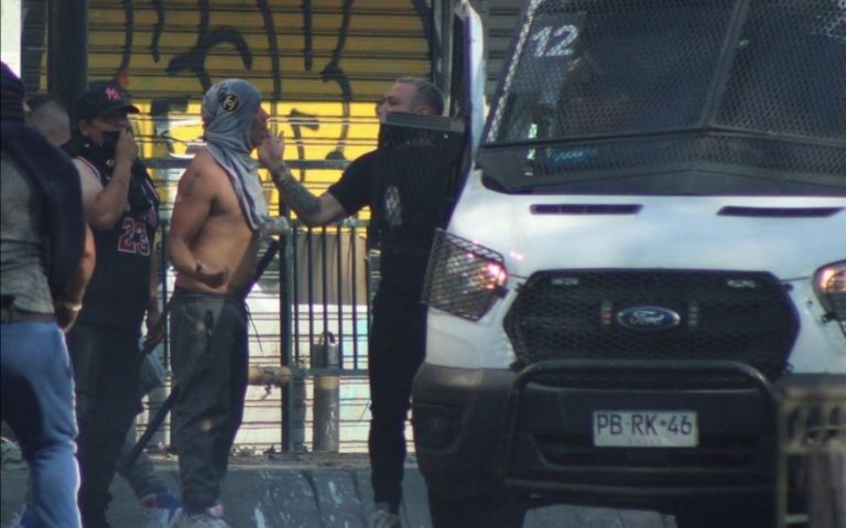 Observatorio de DD.HH. y Violencia Policial se querella contra actuar de Carabineros en recientes manifestaciones