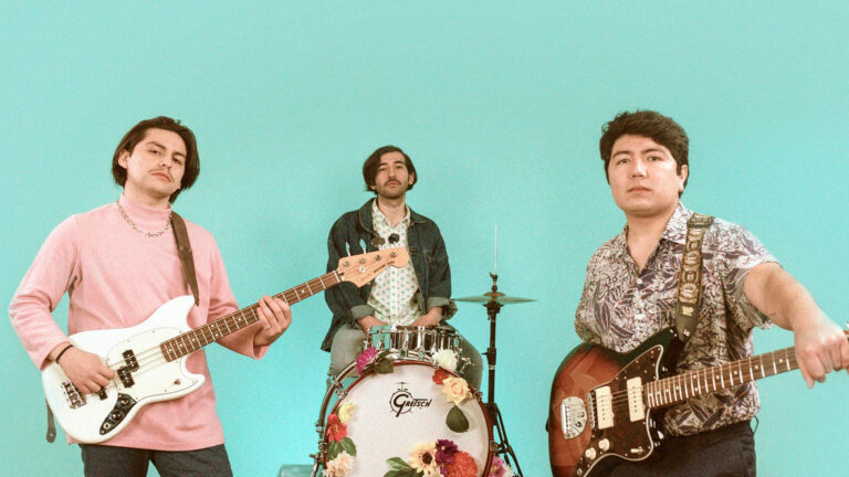 “1960”, la banda valdiviana que anuncia pronto show en Santiago