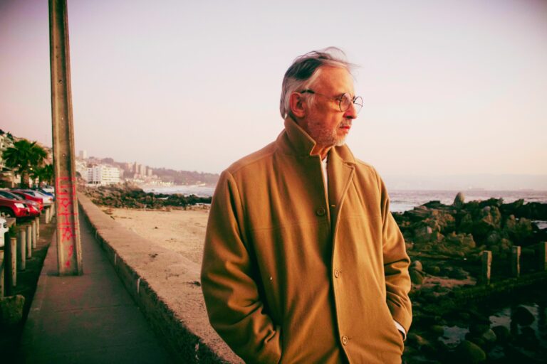 Con influencias de la música popular y la clásica, Carlos Smith publica álbum “Nos Encontramos”