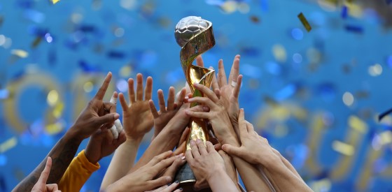 Fútbol femenino: Estados Unidos se mantiene líder; Chile 38°