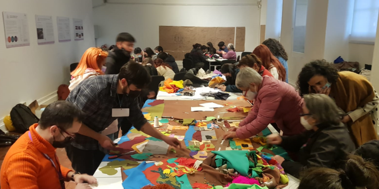 Universidad UTEM participa en rescate de trabajo arpilleras sobre estallido social de octubre de 2019
