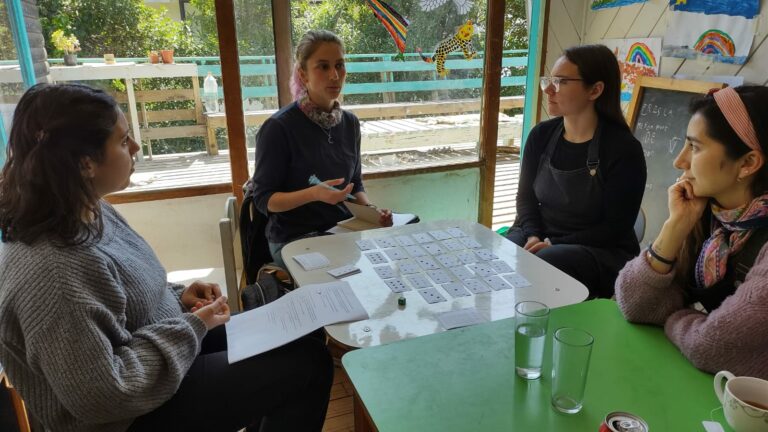 Con juego de mesa buscan potenciar la enseñanza de las ciencias a escolares