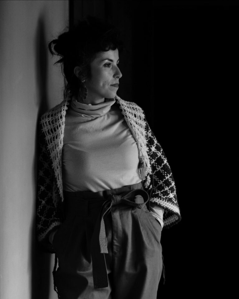 Desde la Araucanía, Susana Cofré presenta el single y video de ‘Dueña de Casa’