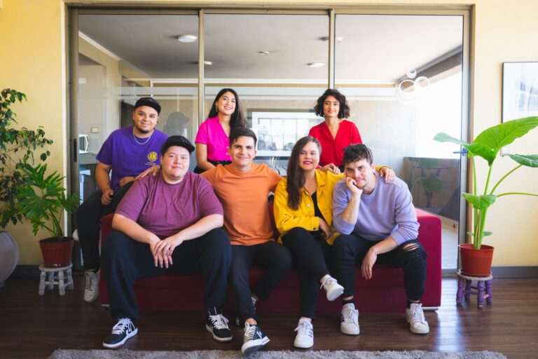OXA se inspira en el mundo onírico en su nuevo single “Llévame Lejos”