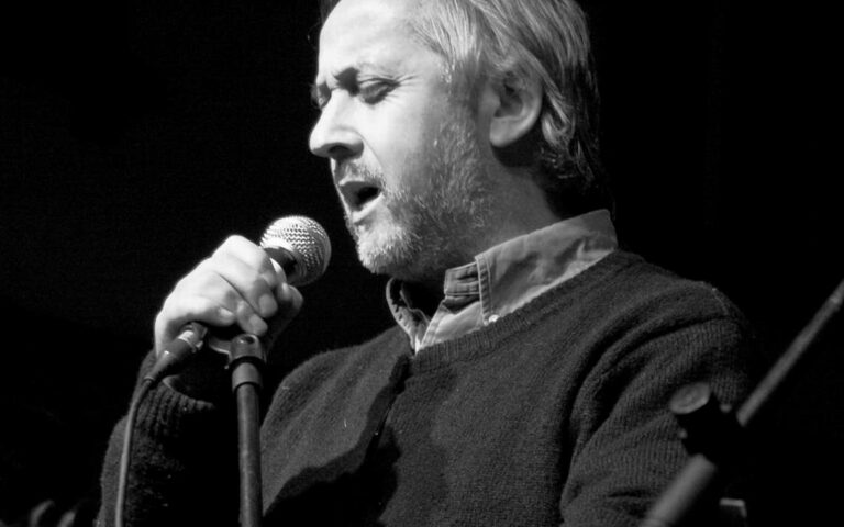 Este viernes artistas y seguidores rinden homenaje a Nelson Schwenke en Santiago