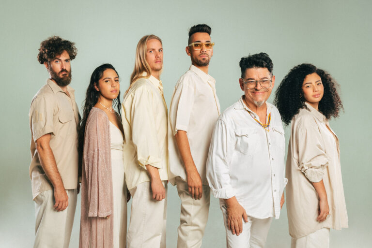 Newen Afrobeat ft. Joe Vasconcellos estrenan video de ‘Somos El Presente’ y anuncian show de despedida