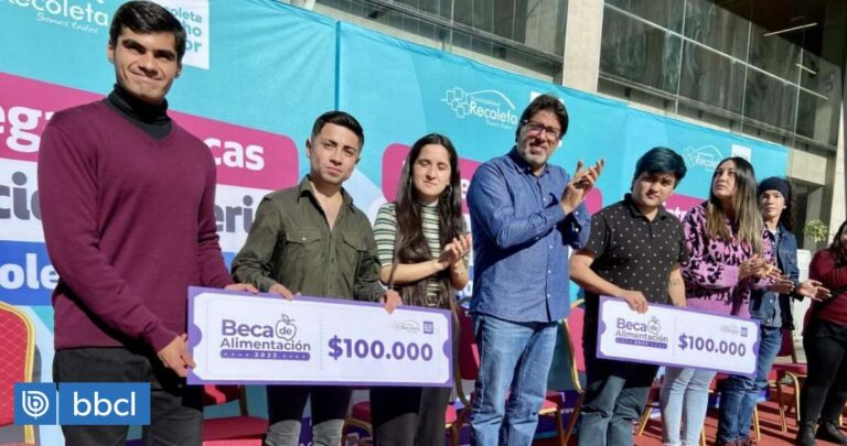 Municipalidad de Recoleta anuncia beca de alimentación para estudiantes de educación superior