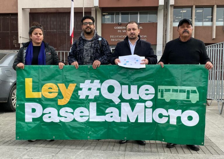 Diputado Cuello y dirigentes sociales proponen incorporar a EFE a la Ley “Que Pase La Micro”