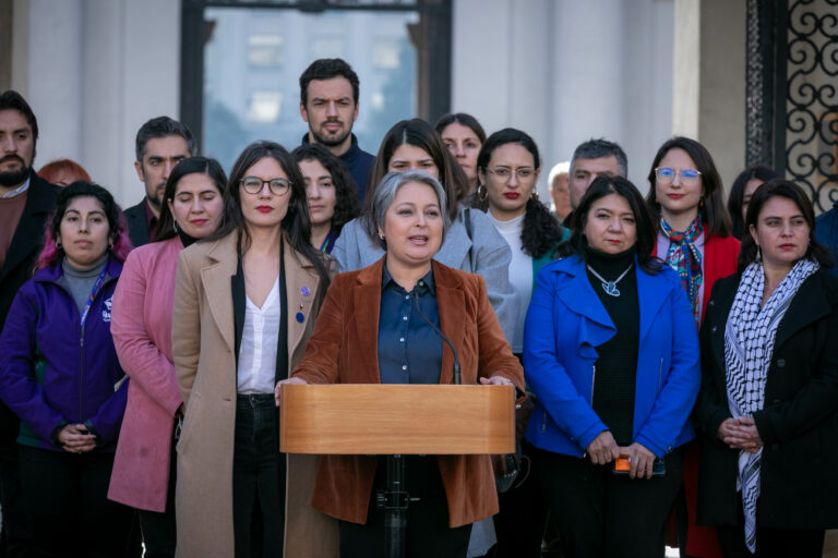 Ministras Vallejo y Jara se reunieron con autoridades municipales y mundo social para seguir avanzando en la reforma de pensiones