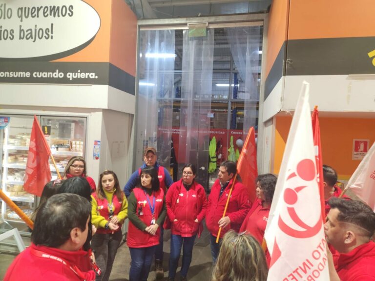 SIL Sindicato Interempresa Líder Walmart Chile exigen a la compañía “respuestas concretas” ad-portas de la mediación obligatoria