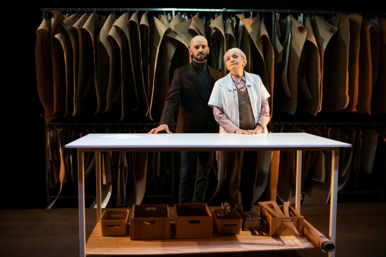 GAM presenta «El traje del novio», obra inspirada en las adopciones irregulares ocurridas en Dictadura