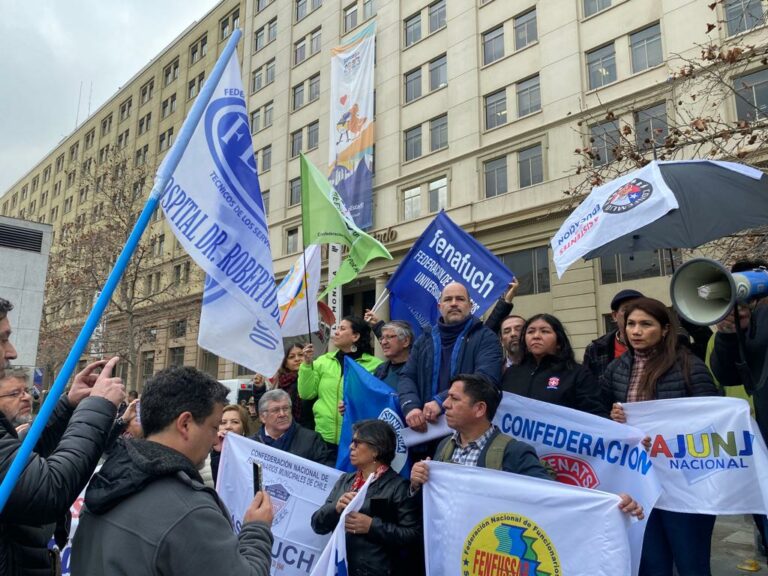 Mesa del Sector Público demanda al gobierno del Presidente Boric el cumplimiento de compromisos suscritos