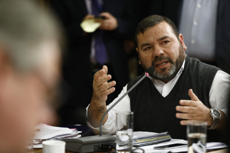 Diputado Barrera: “El royalty y la promulgación de la ley que castiga los delitos de cuello y corbata son buenas noticias para el país”
