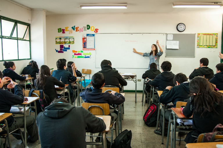 Lanzan concursos de Fotografía y Cómic para estudiantes de Enseñanza Media sobre Calidad del Aire en la RM