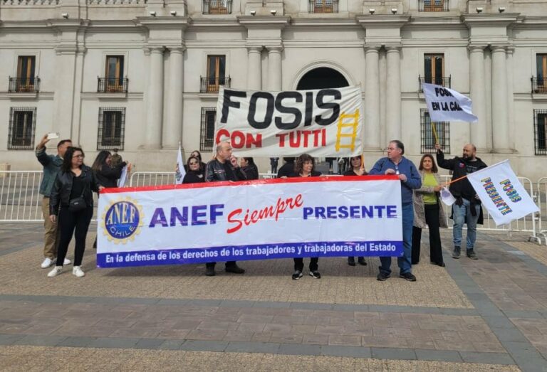 Continúa paro nacional en FOSIS: 80% de las y los trabajadores rechazó propuesta del gobierno