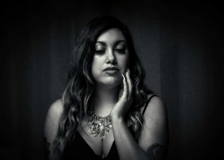 Reina Minerva estrena su nuevo single “Quizás”