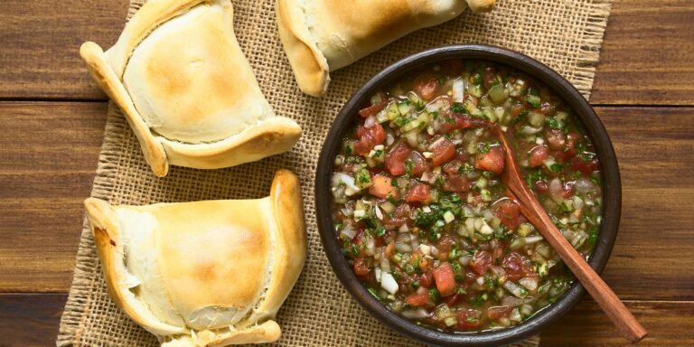 Fiestas Patrias a la vuelta de la esquina: consejos para cuidar la alimentación en cuatro días de celebración