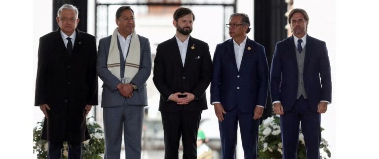 Emotiva conmemoración del gobierno e invitados internacionales por los 50 años