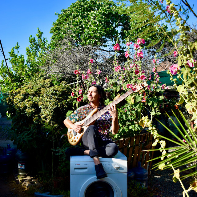 Abuelo Kirkiri, el proyecto del músico Adolfo Jorquera, presenta su nuevo single con raíz andina