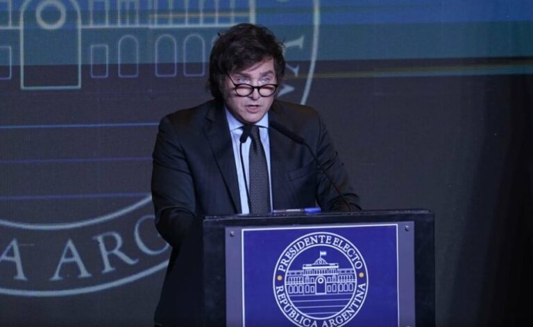 [Podcast] Comentario de Andrés Solimano: Milei presidente y la corrupción del sistema con el caso Hermosilla