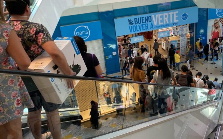 CUT Chile alerta sobre proyecto que afecta al feriado legal del plebiscito