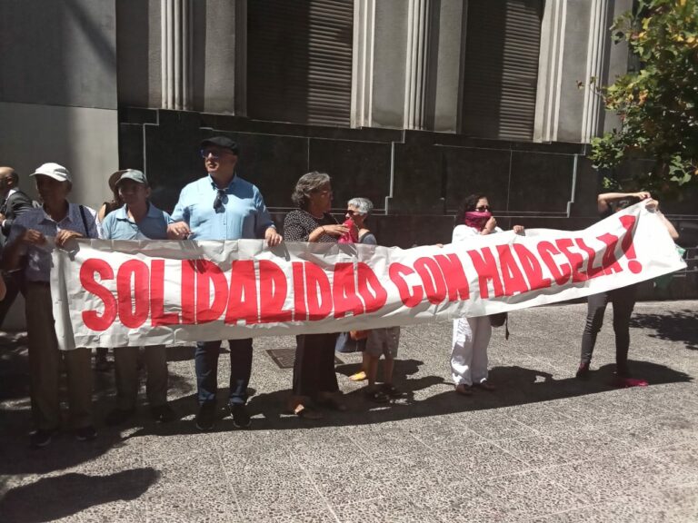 Exigen revertir sanción contra ex concejala Abedrapo y advierten riesgos para la democracia en su destitución