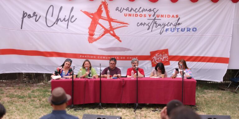 Foros políticos del oficialismo + DC : «Por Chile, unidos construimos futuro» en Fiesta de Los Abrazos 2024