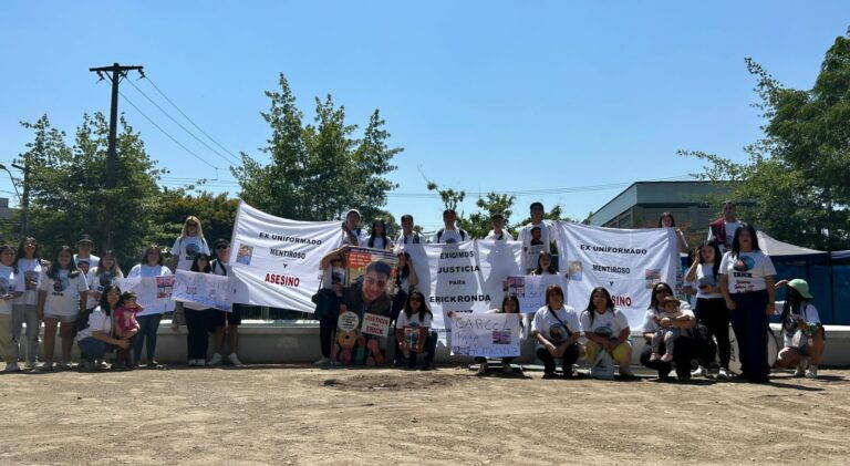 Madre de Erick Ronda, joven asesinado por suboficial de Carabineros (R): “Yo le juré a mi hijo, hasta el último aliento lo voy a dejar para que este desgraciado pague”