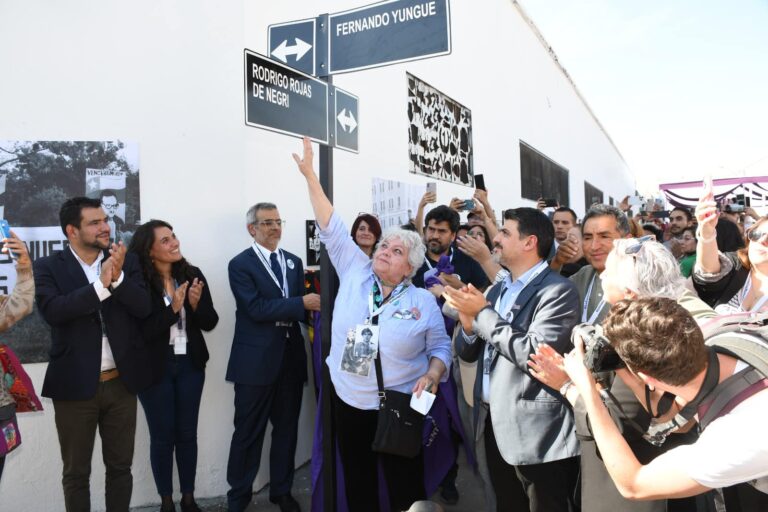 Se inaugura calle Rodrigo Rojas De Negri en Estación Central