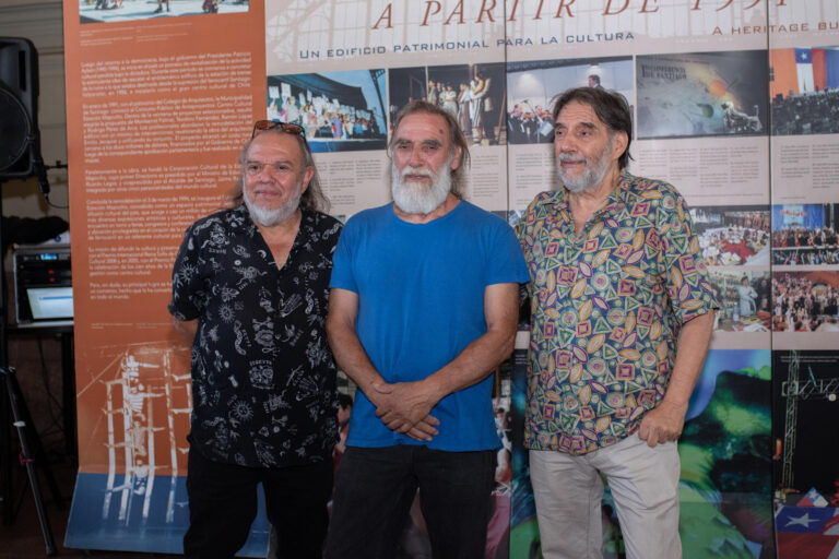 Sol y Lluvia celebra en Estación Mapocho 45 años de trayectoria con invitados y carnaval