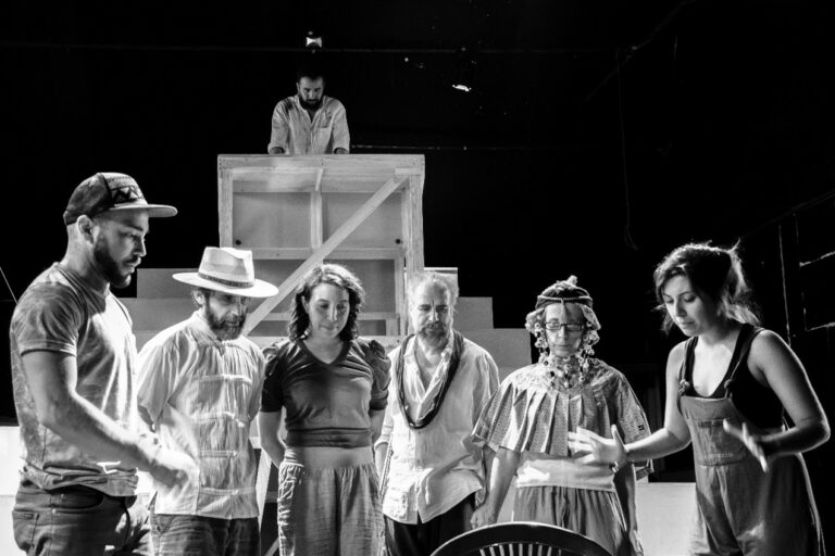 Conversatorio sobre los 20 años de Tryo Teatro Banda