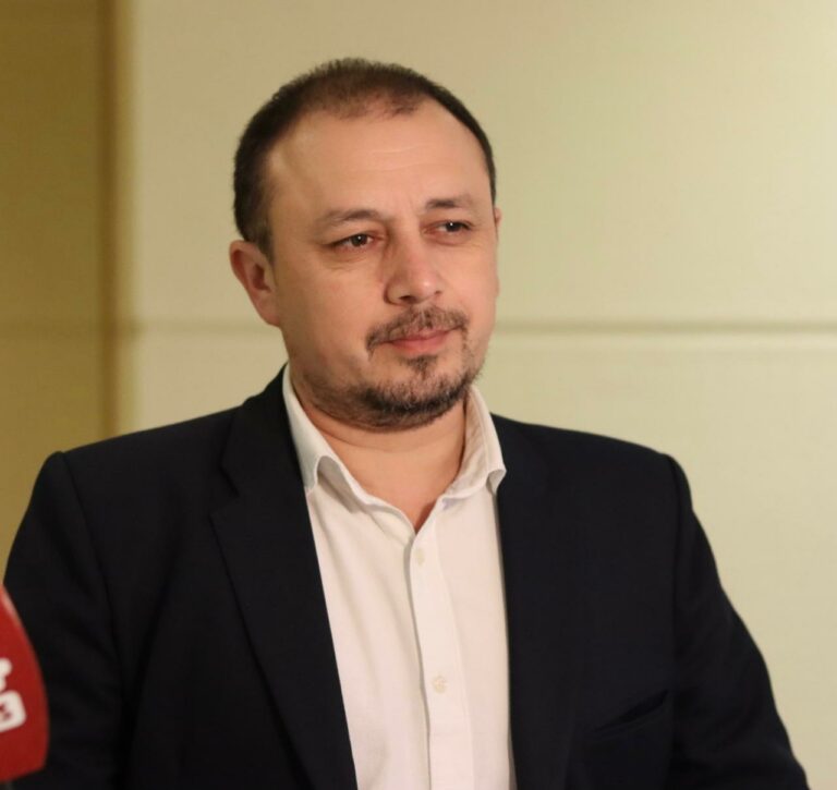 Diputado Cuello presenta proyecto para establecer día de descanso post elecciones para vocales de mesa