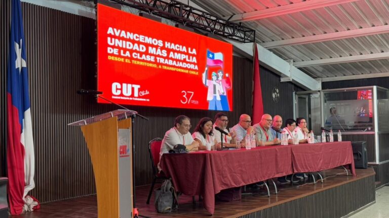 CUT defiende avanzar hacia un sistema previsional mixto y convoca a paro nacional activo en abril