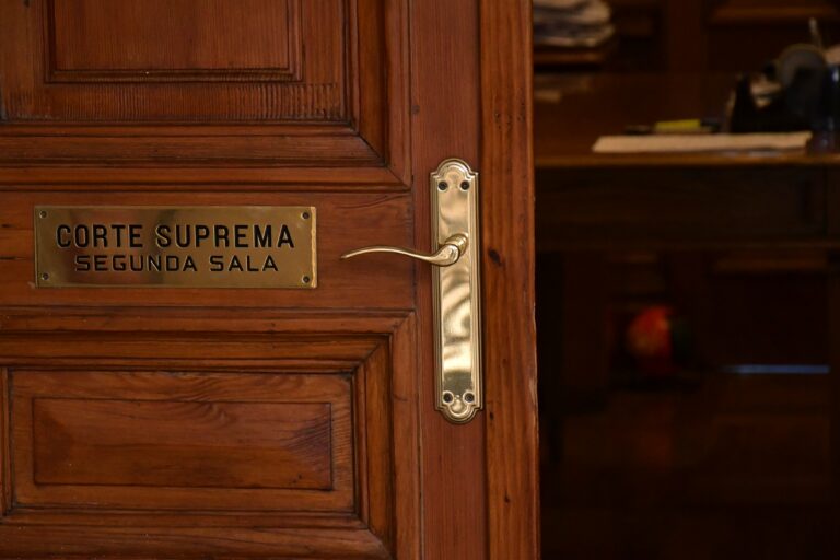 Confirman condenas contra ex oficial de Carabineros por ejecución de obrero en 1973