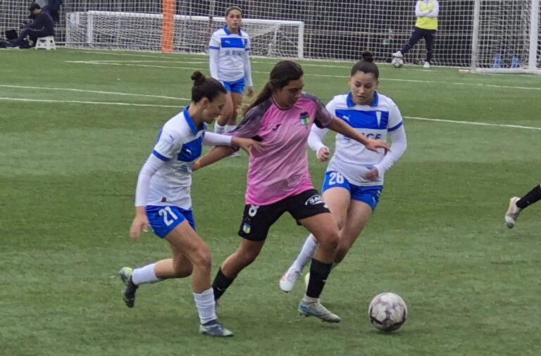 Católica avanza en Femenino Juvenil