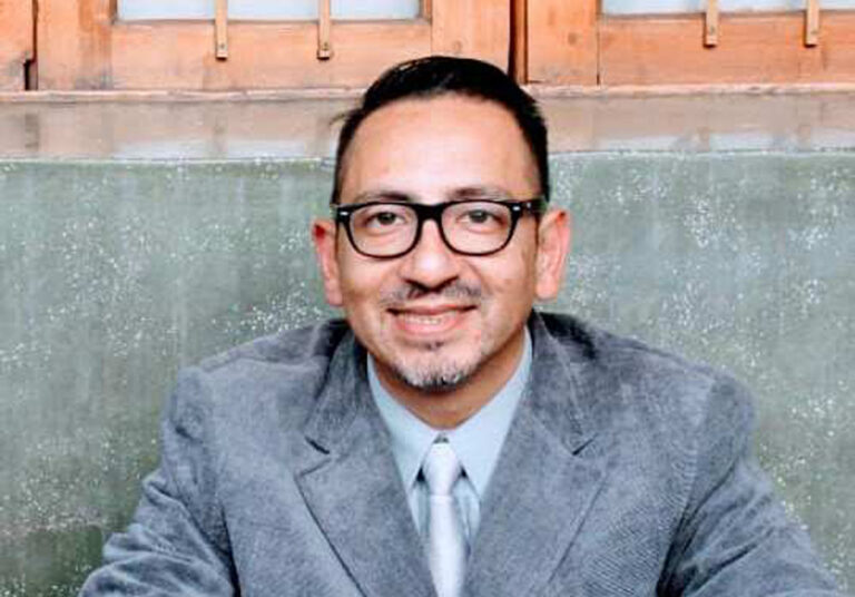Charla del Escritor José Lizana