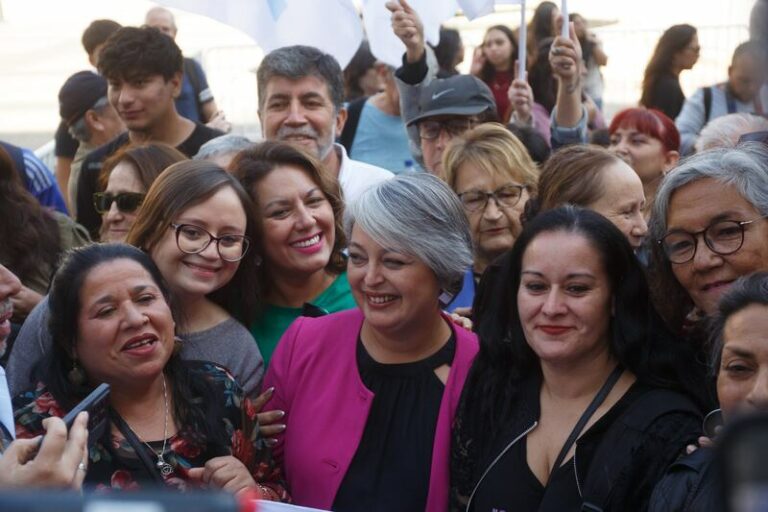 “Es una candidatura esencialmente ciudadana”, señala secretaria del PC sobre Jeannette Jara