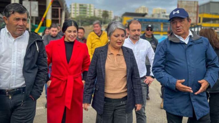 “En la medida que es más conocida es más valorada” sostiene secretaria general del PC sobre candidata Jeannette Jara