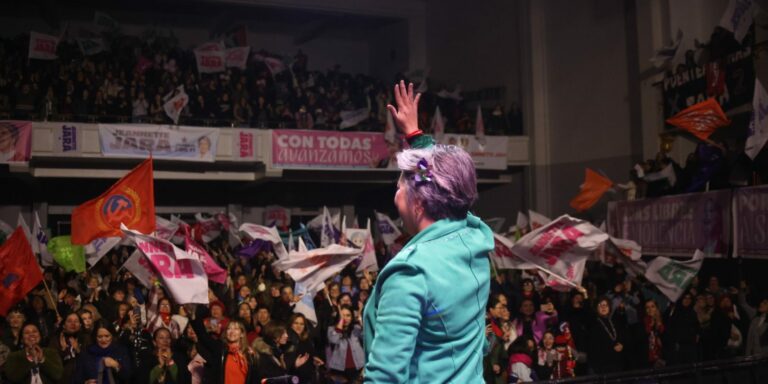 Diputada Placencia destaca masivo apoyo a Jeannette Jara en Mujerazo: “Se nota que hay voluntad de participar”