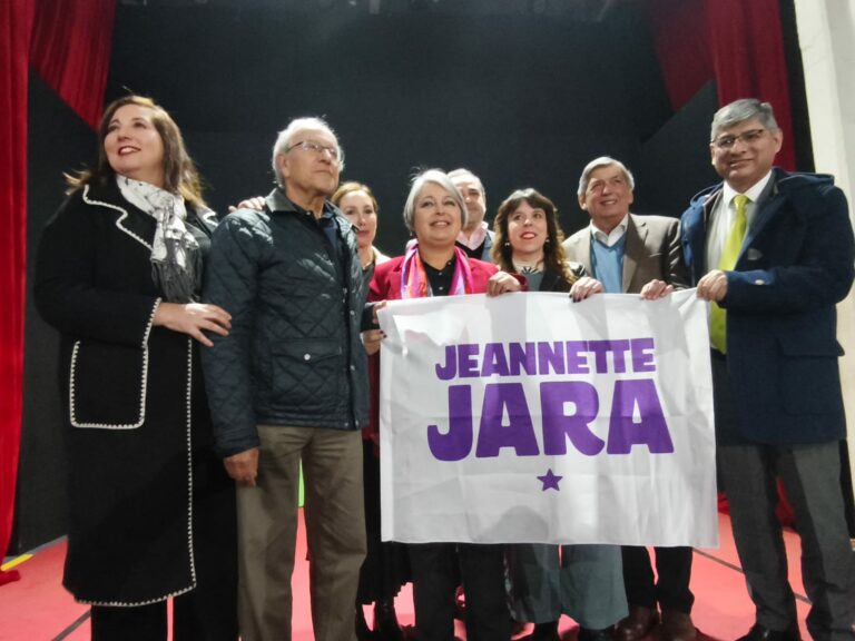 Jeannette Jara encabezó conformación de mesa política con presidencias de los Partidos que la respaldan tras triunfo en primarias