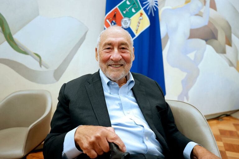 Joseph Stiglitz: “Las universidades públicas son esenciales para que la democracia funcione”