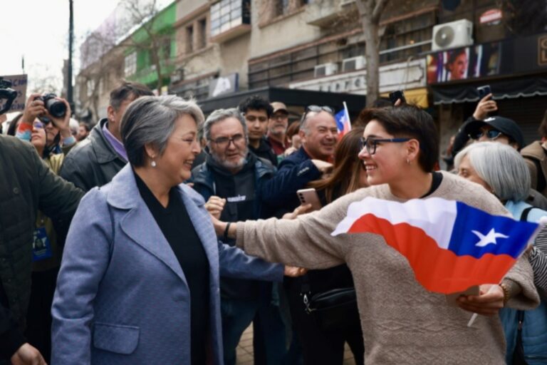 Jeannette Jara destaca recorrido por 9 regiones tras 2 primeras semanas de gira: “Aquí está la ciudadanía que queremos representar”