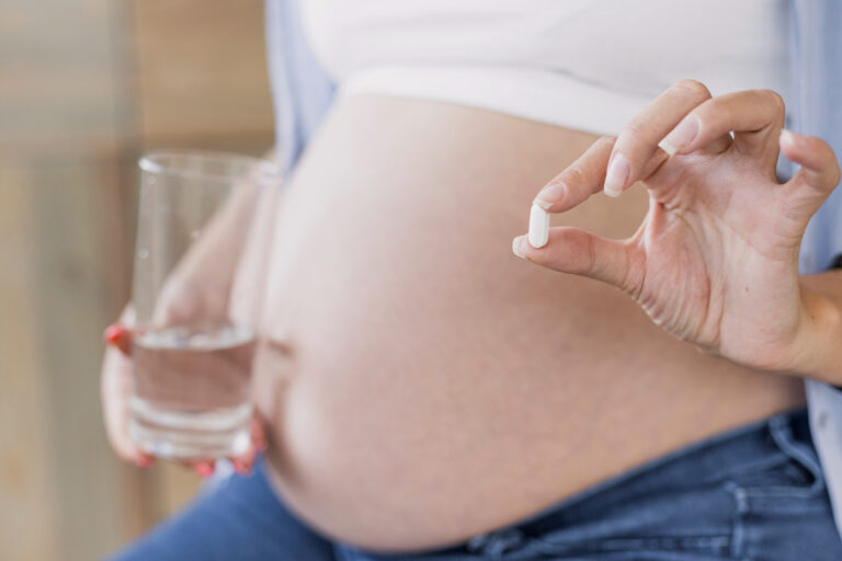 Paracetamol y embarazo: experta UOH aborda la polémica por posible vínculo con autismo
