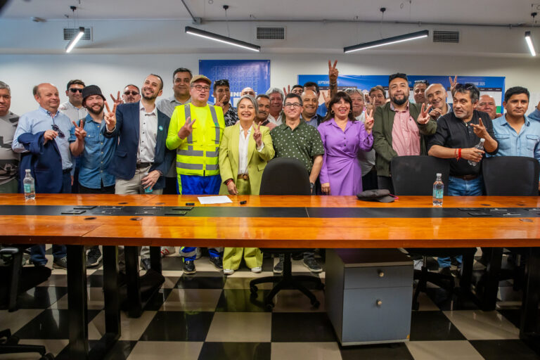 Trabajadores de residuos domiciliarios valoraron rol de Jeannette Jara en nueva ley que mejora sus condiciones laborales