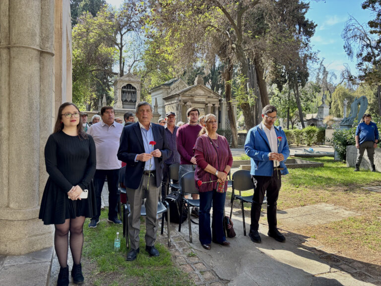 PC conmemora el natalicio de Guillermo Teillier destacando su legado político