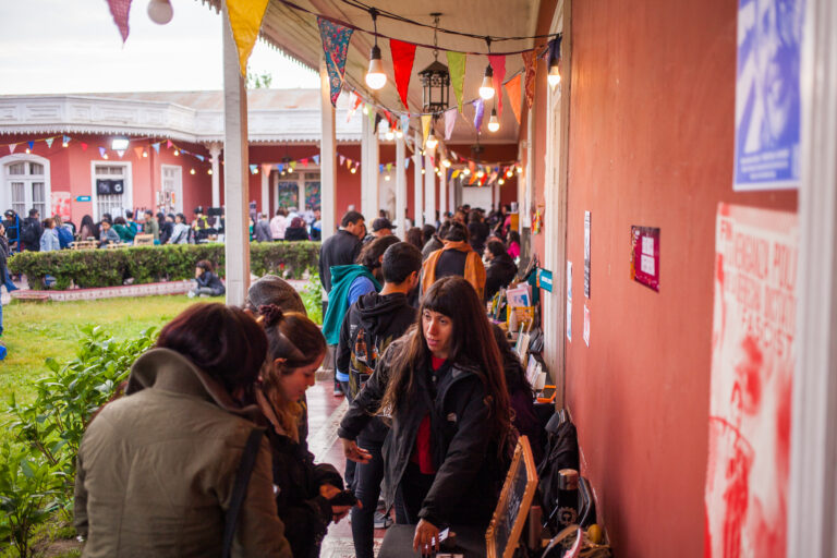 Gran Feria Kontrabando Latinoamericano celebra 10 años de comunidad, artes gráficas y creación colectiva