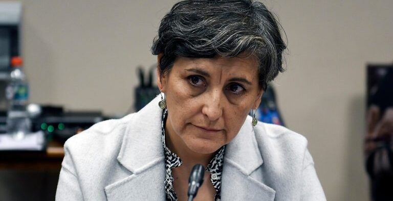 Ministra de Salud ordena investigar denuncia por transfobia laboral en Seremi de Valparaíso