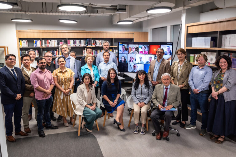 Comisión asesora ministerial entrega recomendaciones para proteger zonas de observación astronómicas