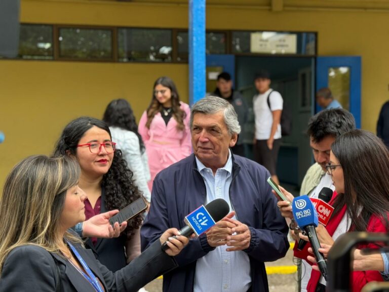 Lautaro Carmona llama a respetar la soberanía popular y rechaza discursos de temor en jornada electoral