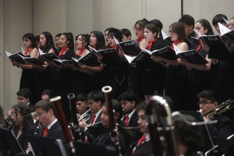 Disfruta en familia de clásicos villancicos en el Concierto de Navidad gratuito de FOJI